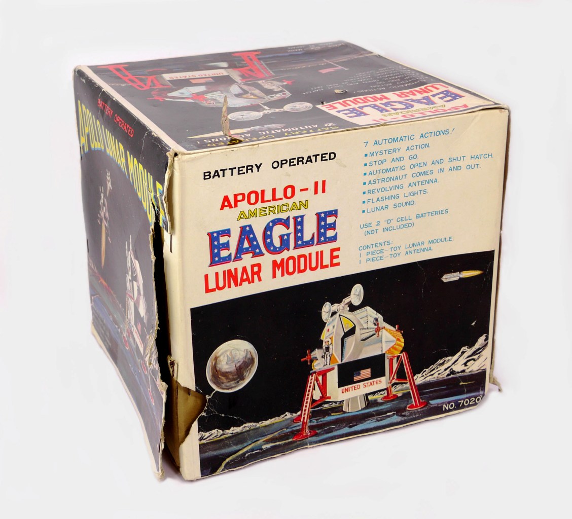 Antenna for Apollo Eagle 11 Lunar Module by Daishin 