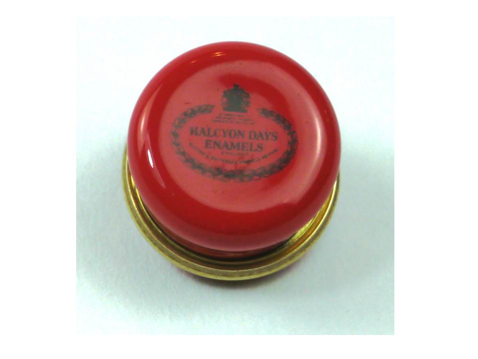 Halcyon Days Enamel Pill Box 'With Love from Me to You' - Annie's Attic ...